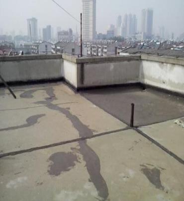 郸城漏水维修 楼顶漏水是什么原因，楼顶漏水维修方法是什么?